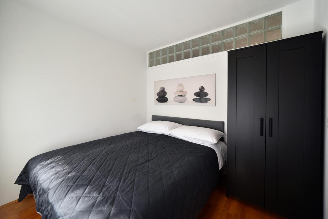 Lavir Apartment With Parking Zágráb Kültér fotó